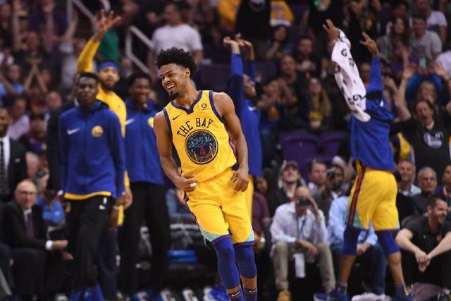 官宣:鹈鹕提前续约阿尔瓦拉多 新合同2年900万