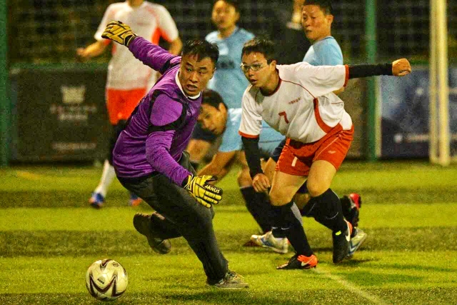 徐杰13+14广东胜四川 胡金秋17分广厦胜江苏