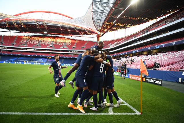 骑士轻取爵士5连胜 布朗35分魔术逆转险胜绿军